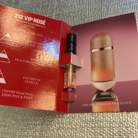 Carolina Herrera 212 VIP Rose Elixir Eau de Parfum - Picture 2 of 2